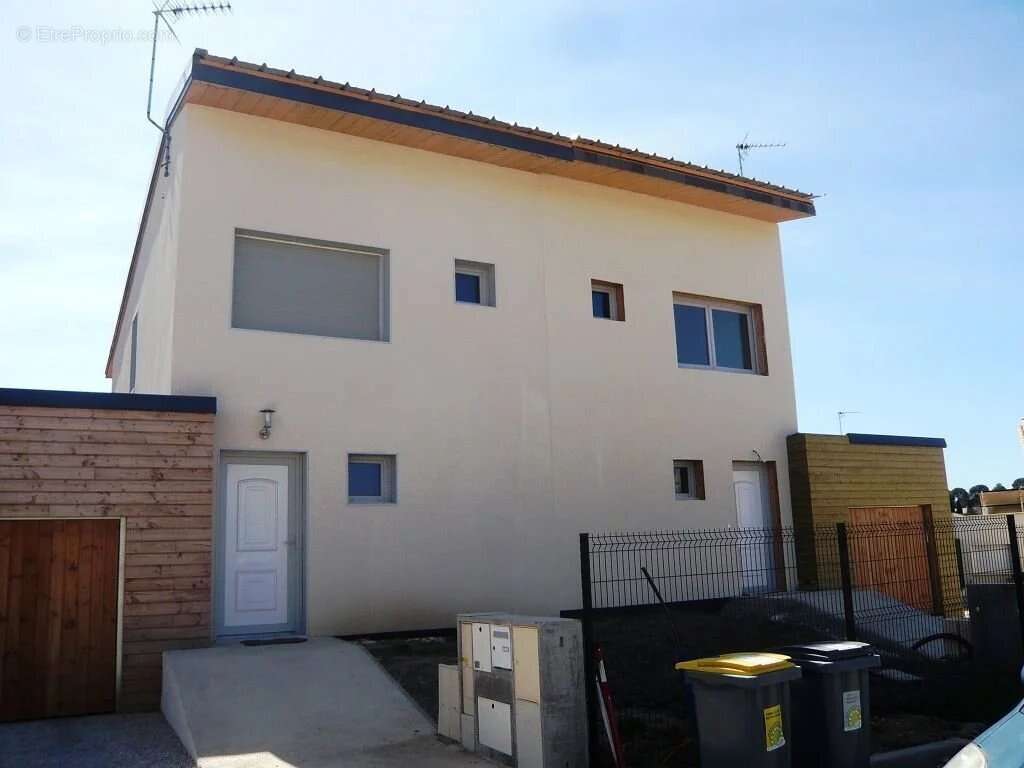 Maison à JACOU