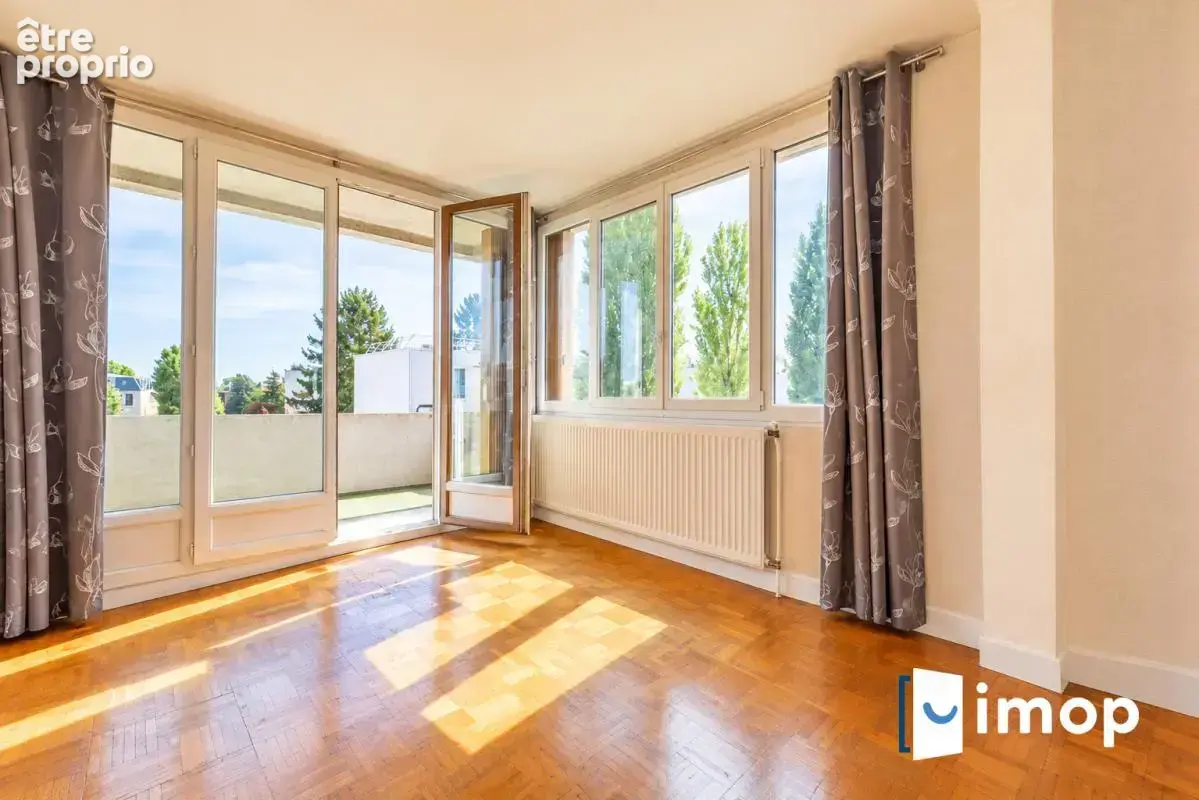 Fontenay-aux-roses – 56 m² – dernier étage – balcon – lumineux – possibilité 2 chambres - photo 2