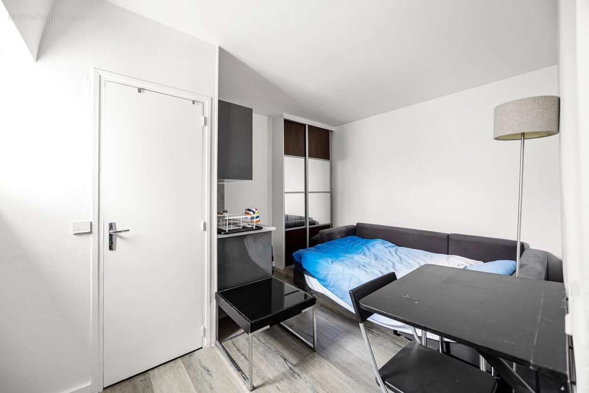 Appartement à PARIS-8E