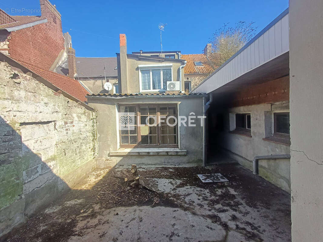 Immeuble Etaples de 242 m2 - photo 5