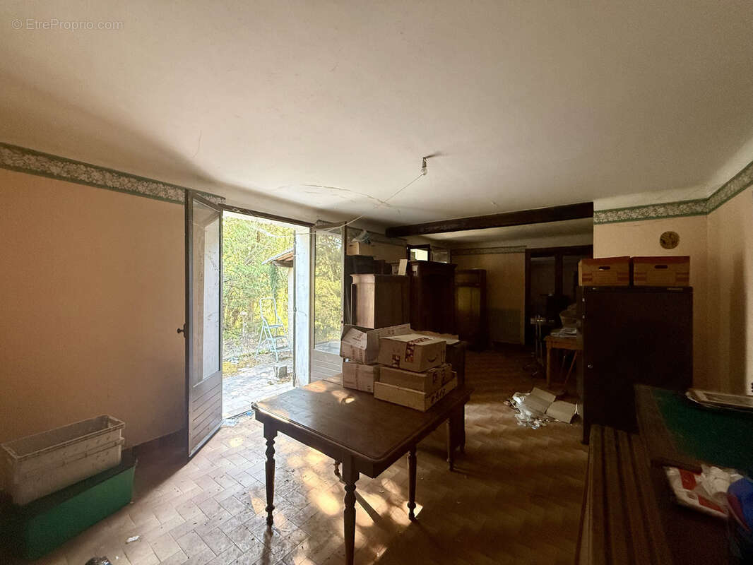 Villes-sur-Auzon — Maison 101 m2 sur parcelle arborée de 2 700 m2 — Cadre d'exception - photo 4
