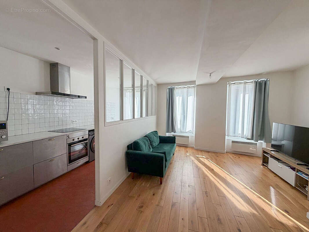 Appartement à NANTERRE
