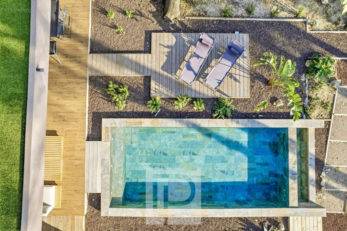 Maison à MOUGINS