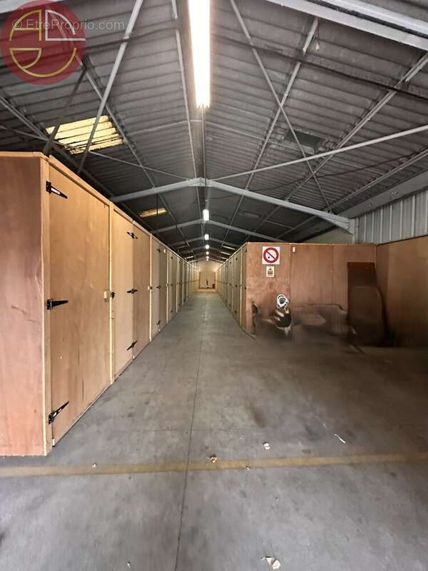 Commerce à CASTELNAUDARY