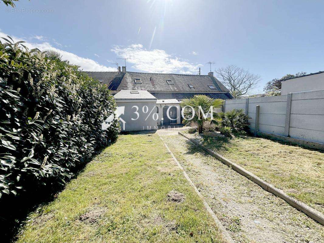 Maison à SAINT-LYPHARD