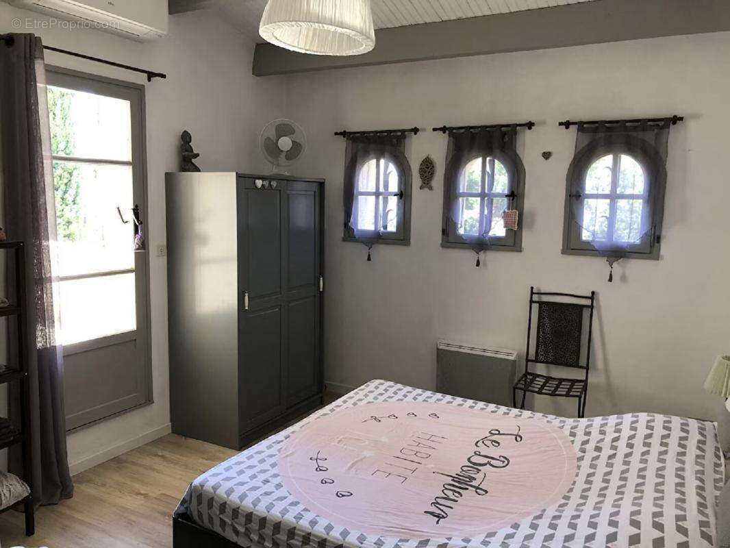 Maison à MEJANNES-LE-CLAP