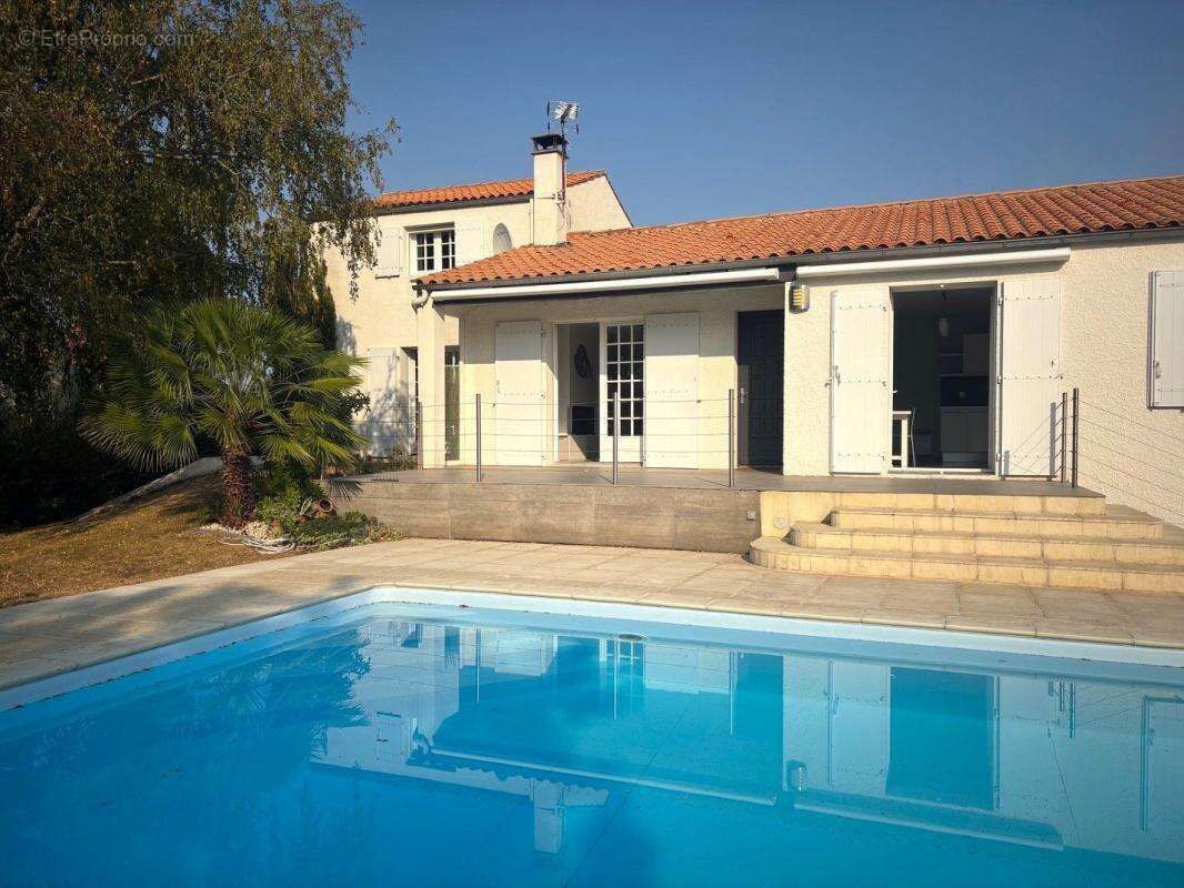 Maison à LA JARRIE