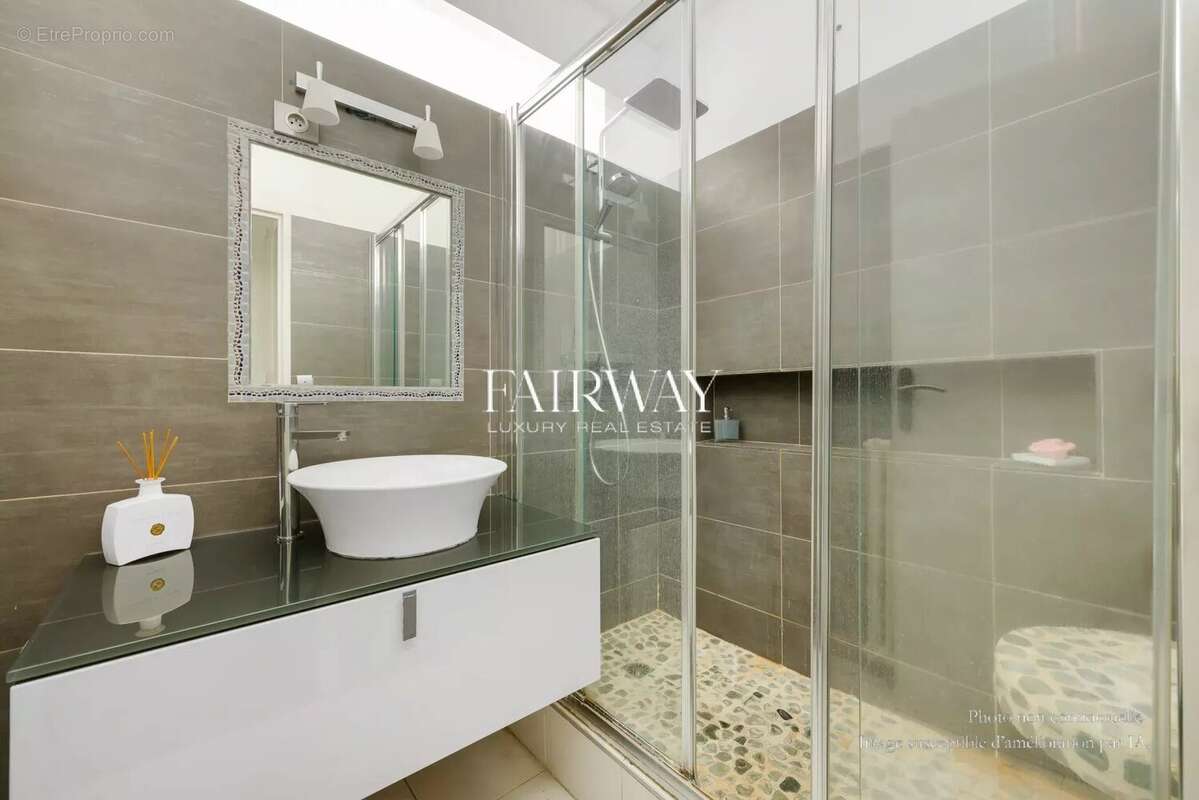 Appartement grand standing de 167m² avec terrasse, 3 chambres, à Paris 16ème Trocadéro - photo 10