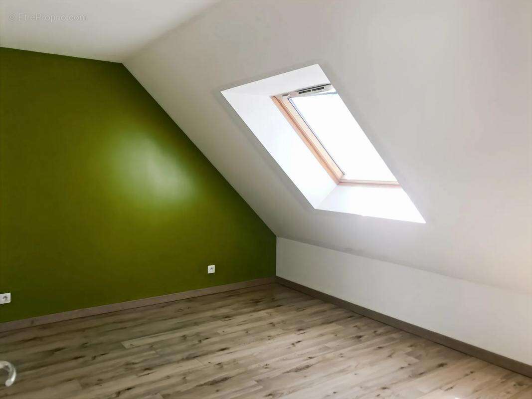 Maison à SAINT-LUBIN-DES-JONCHERETS