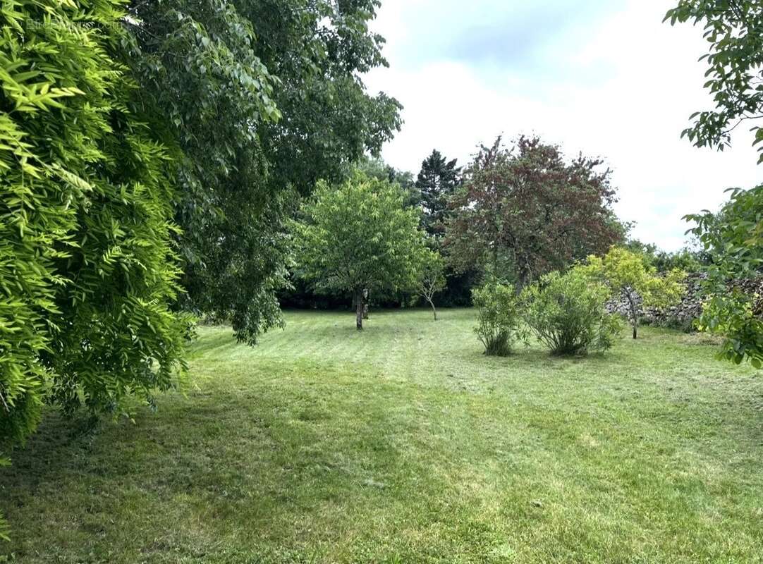 Maison à SAINT-CLAR