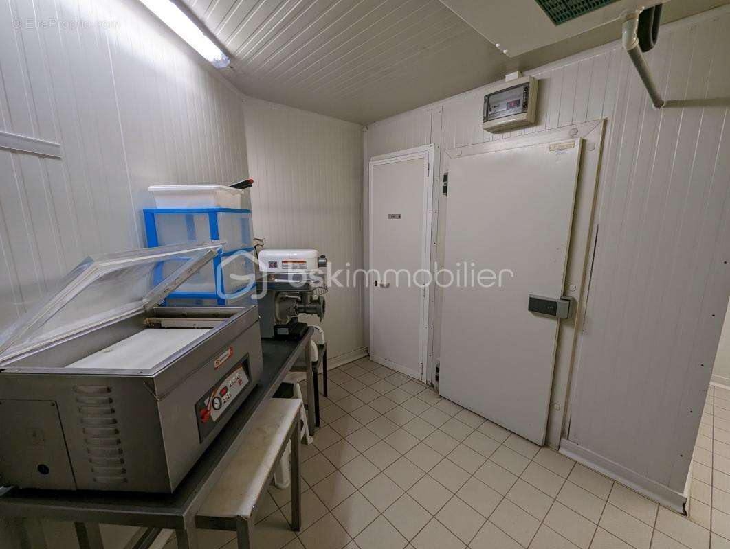 Commerce à FOUGERES