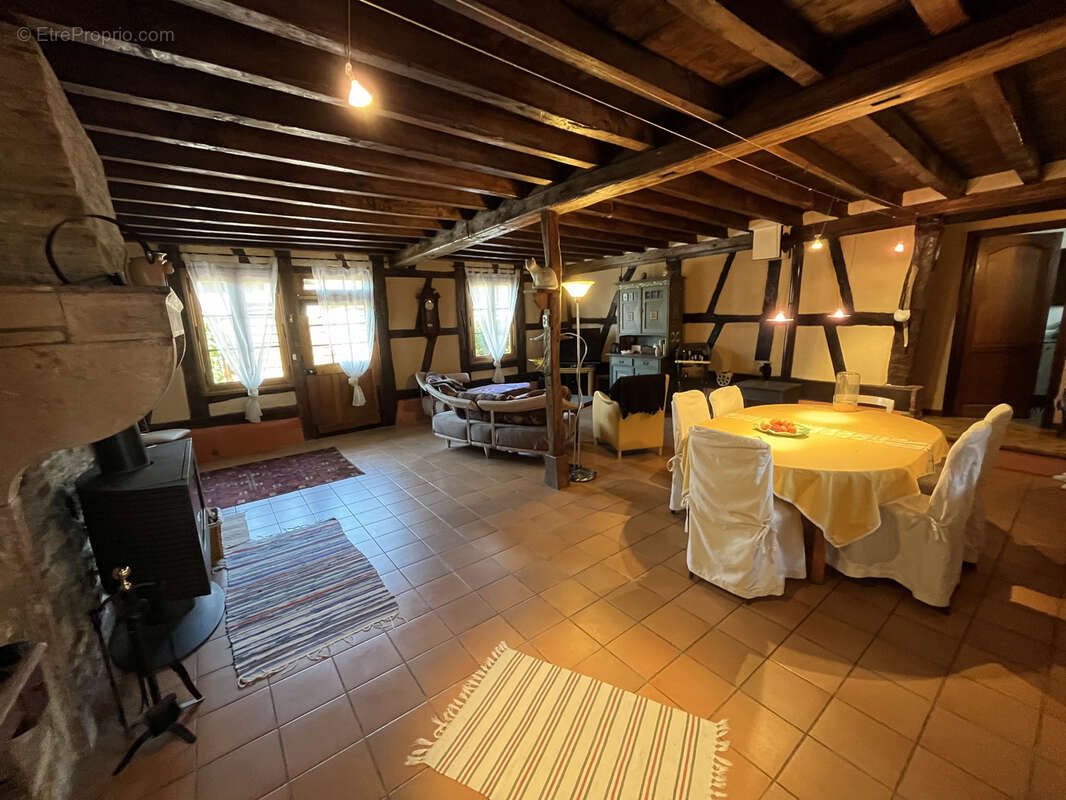 Maison à ROMENAY