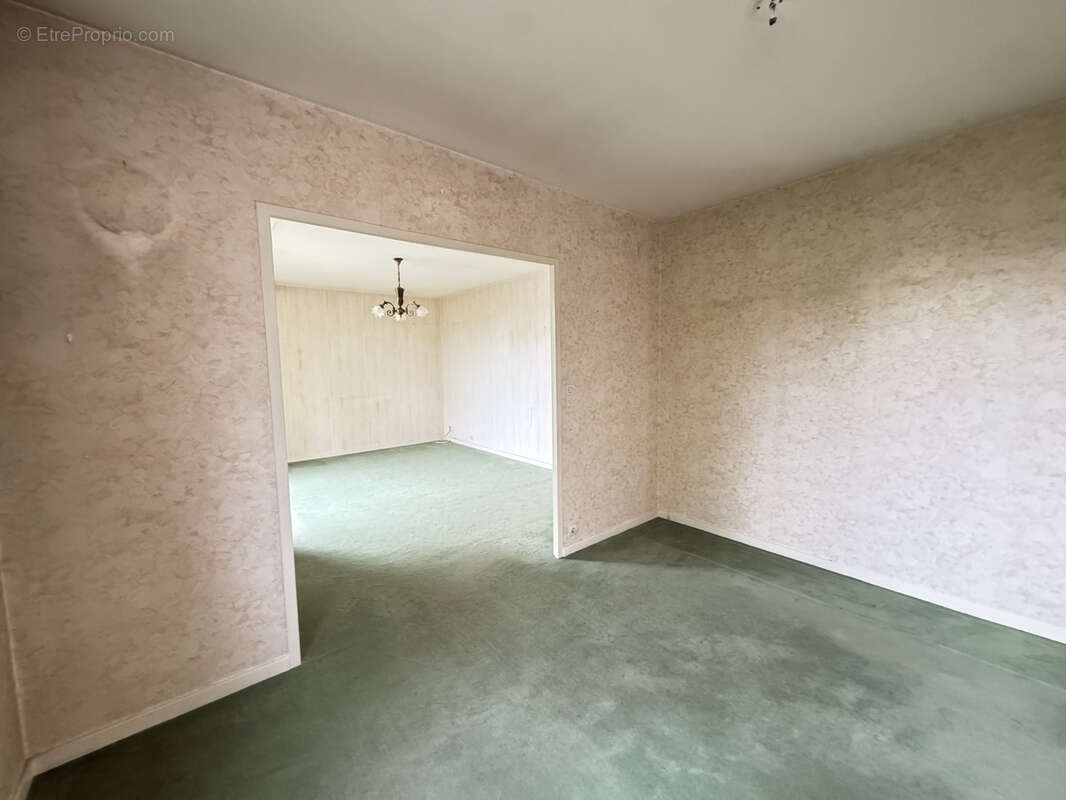 EXCLUSIF BELFORT - T4 avec balcon à 5min du centre-ville (Réf VB3698) - photo 4