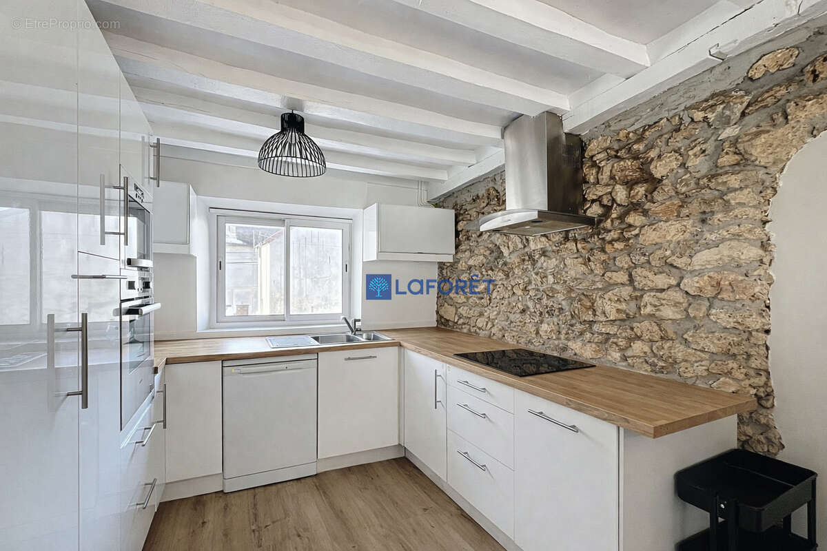 Maison à SAVIGNY-SUR-ORGE