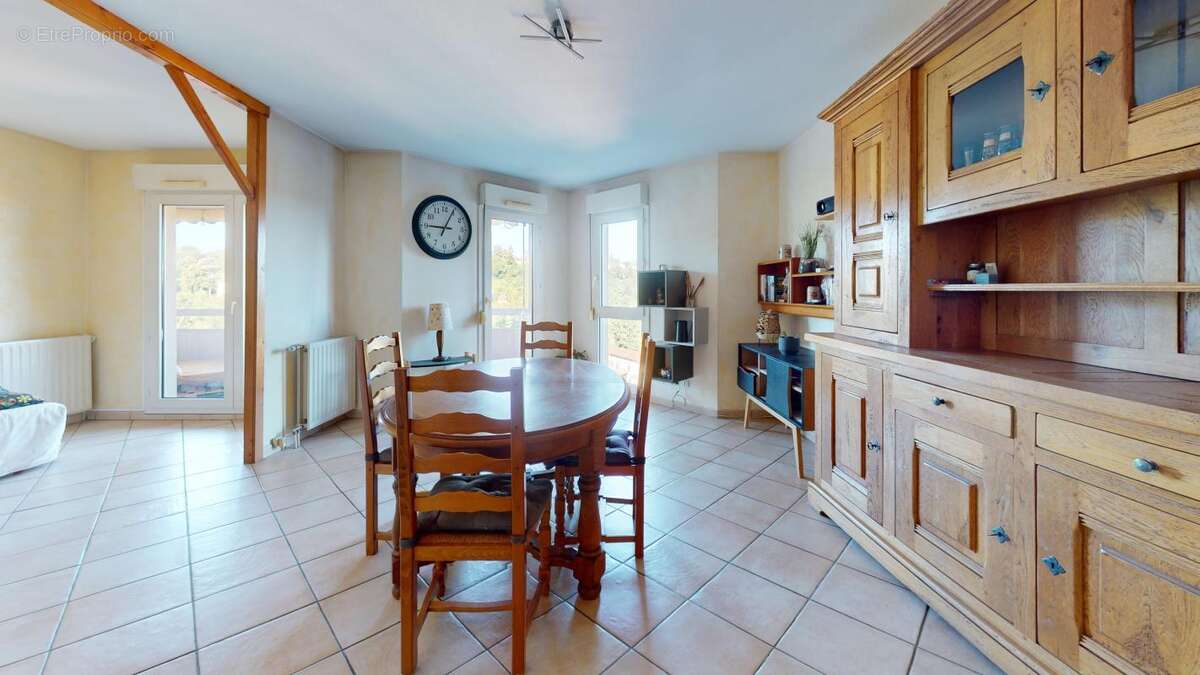 Appartement pouvant évoluer T3 vers T4 / garage fermé en sus (15.000 euros) - photo 3