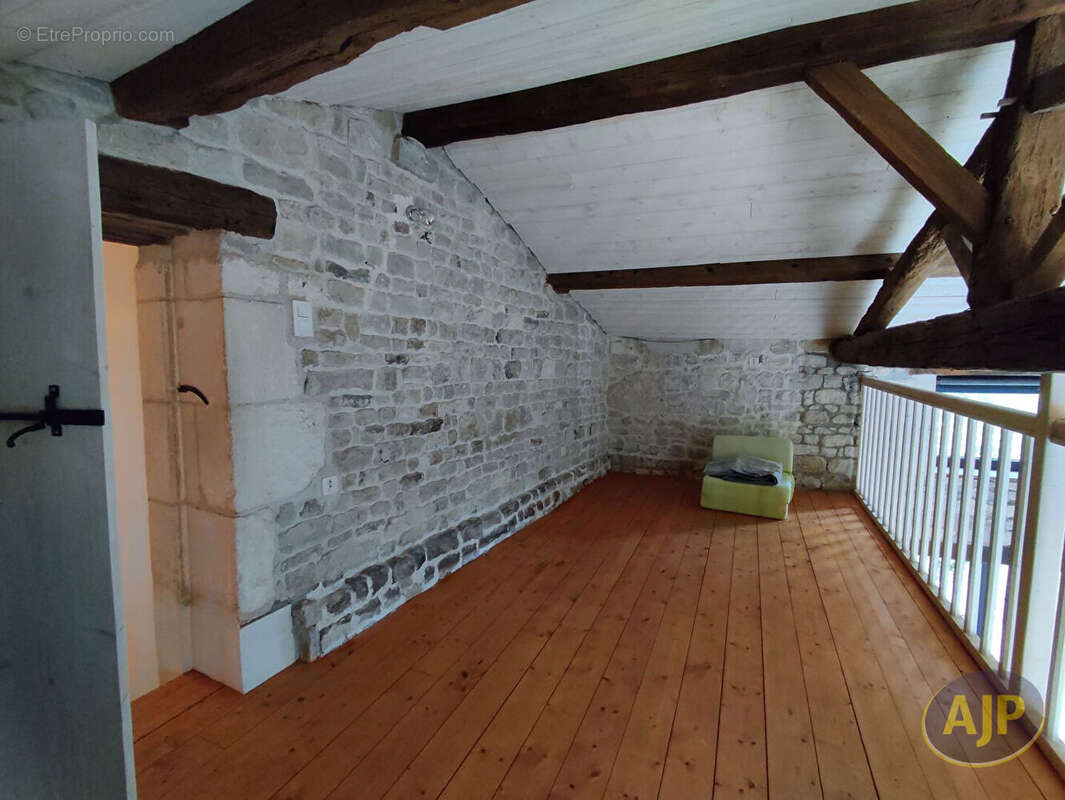 Maison à LA BRETONNIERE-LA-CLAYE