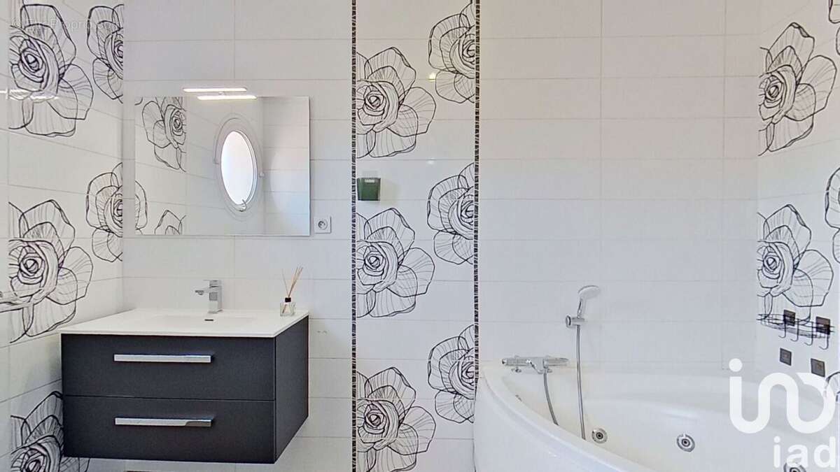 Photo 6 - Maison à SAINT-CLAIR-DE-LA-TOUR