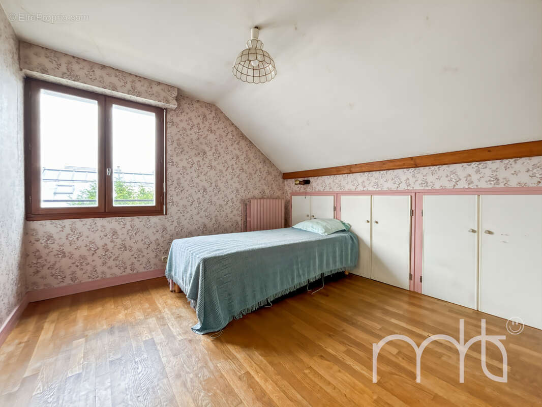 Maison à COLOMBES
