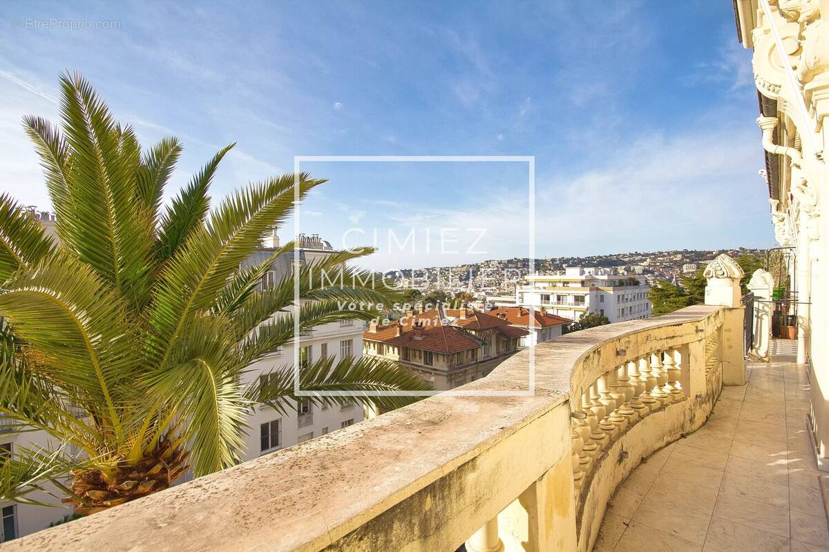 Appartement à NICE