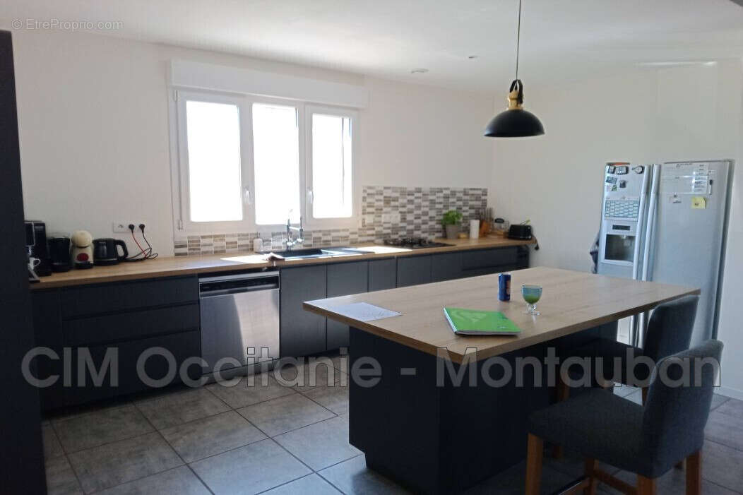 Maison 122 m² à Saint-Aignan  - photo 4