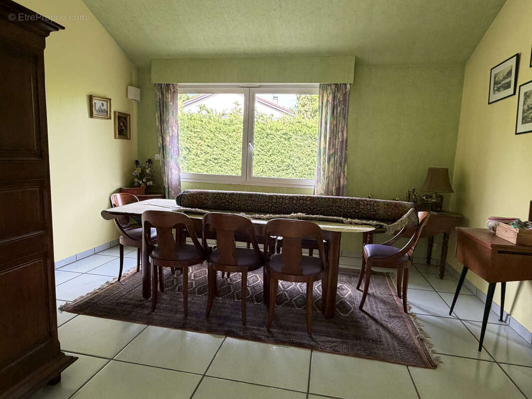 Maison à LA TOUR-EN-JAREZ