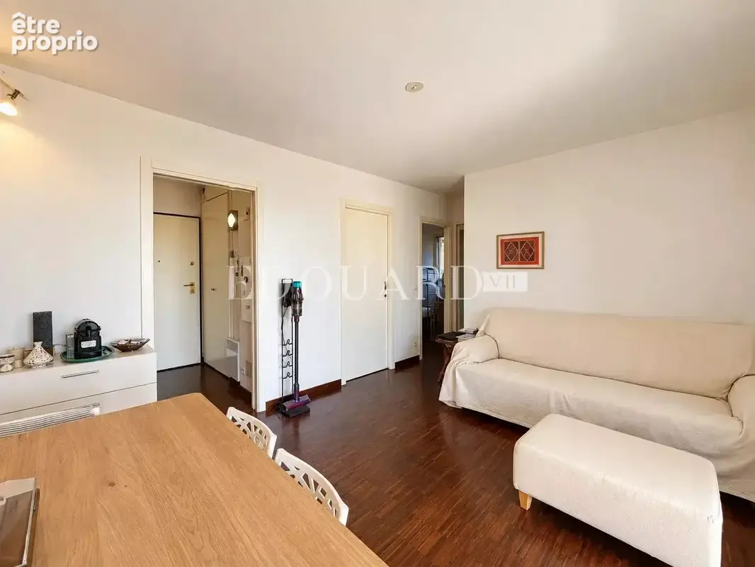 En exclusivité trois pièces dans résidence de standing avec piscine, au cœur du renommé quartier de Garavan - photo 19