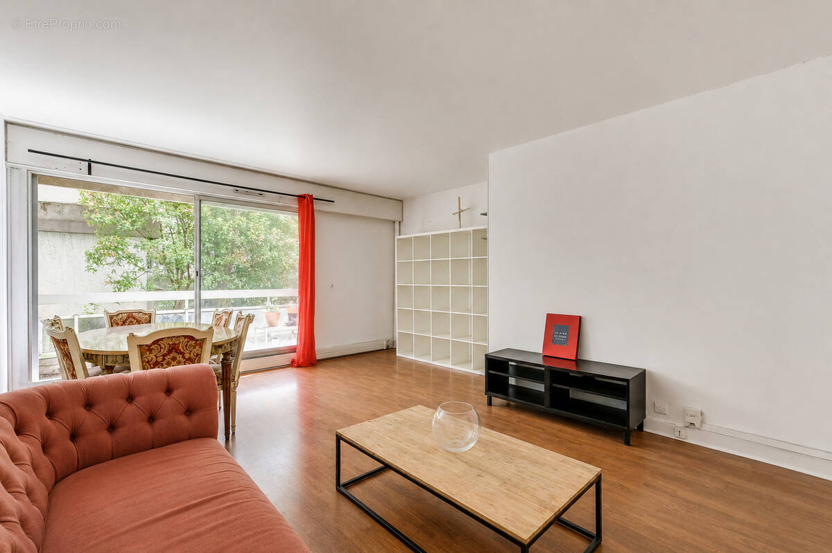 Appartement à PARIS-19E