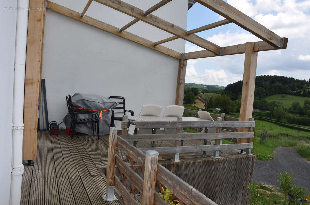 Maison à SAINT-PIERRE-LAVAL