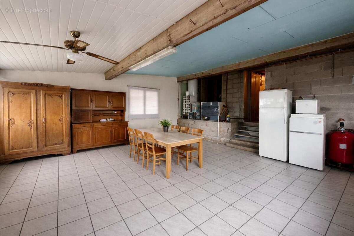 Maison 160 m² à Rossillon  - photo 4