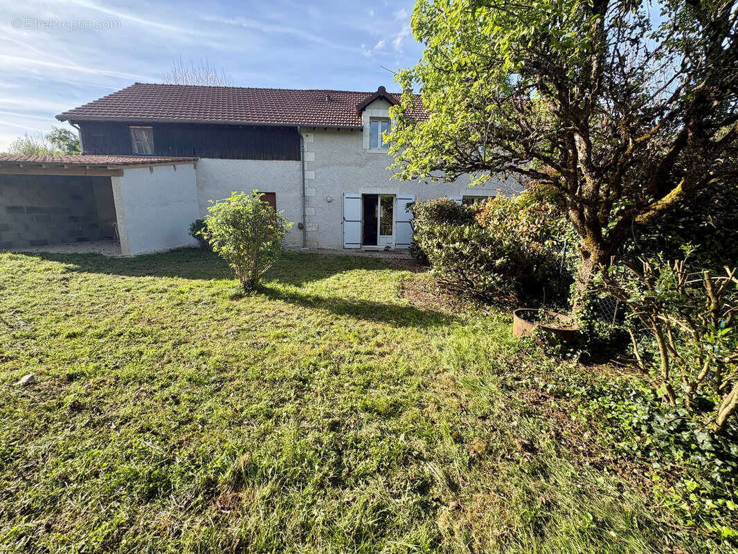 Appartement à SARLIAC-SUR-L'ISLE