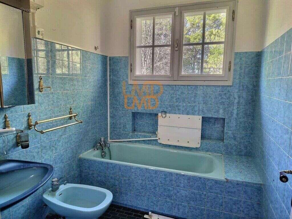 Maison à CHERBONNIERES