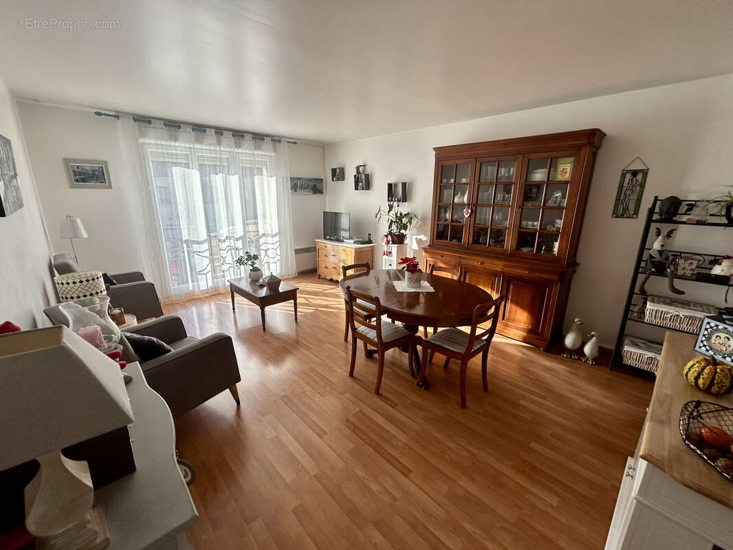 Appartement à CLAYE-SOUILLY