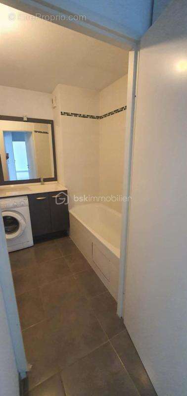 Appartement à BOUGUENAIS