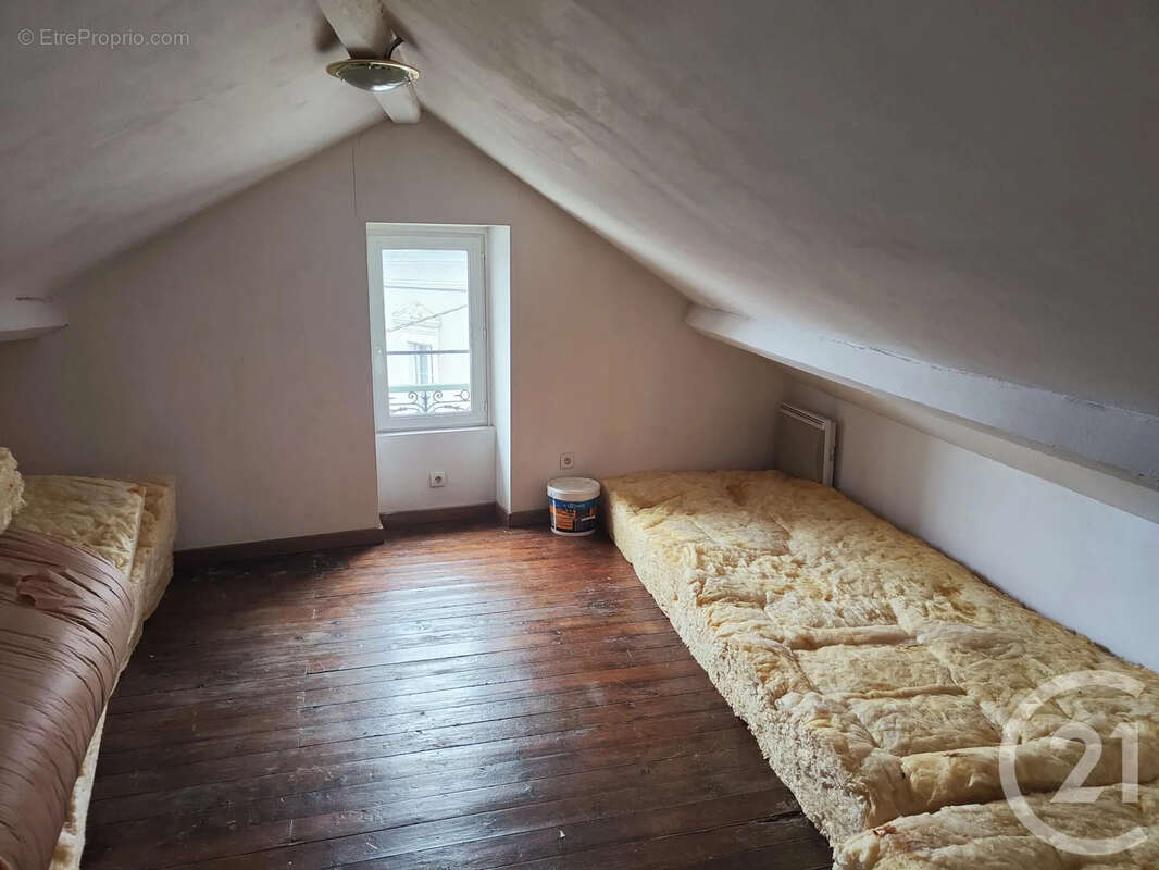 Maison à COSNE-COURS-SUR-LOIRE