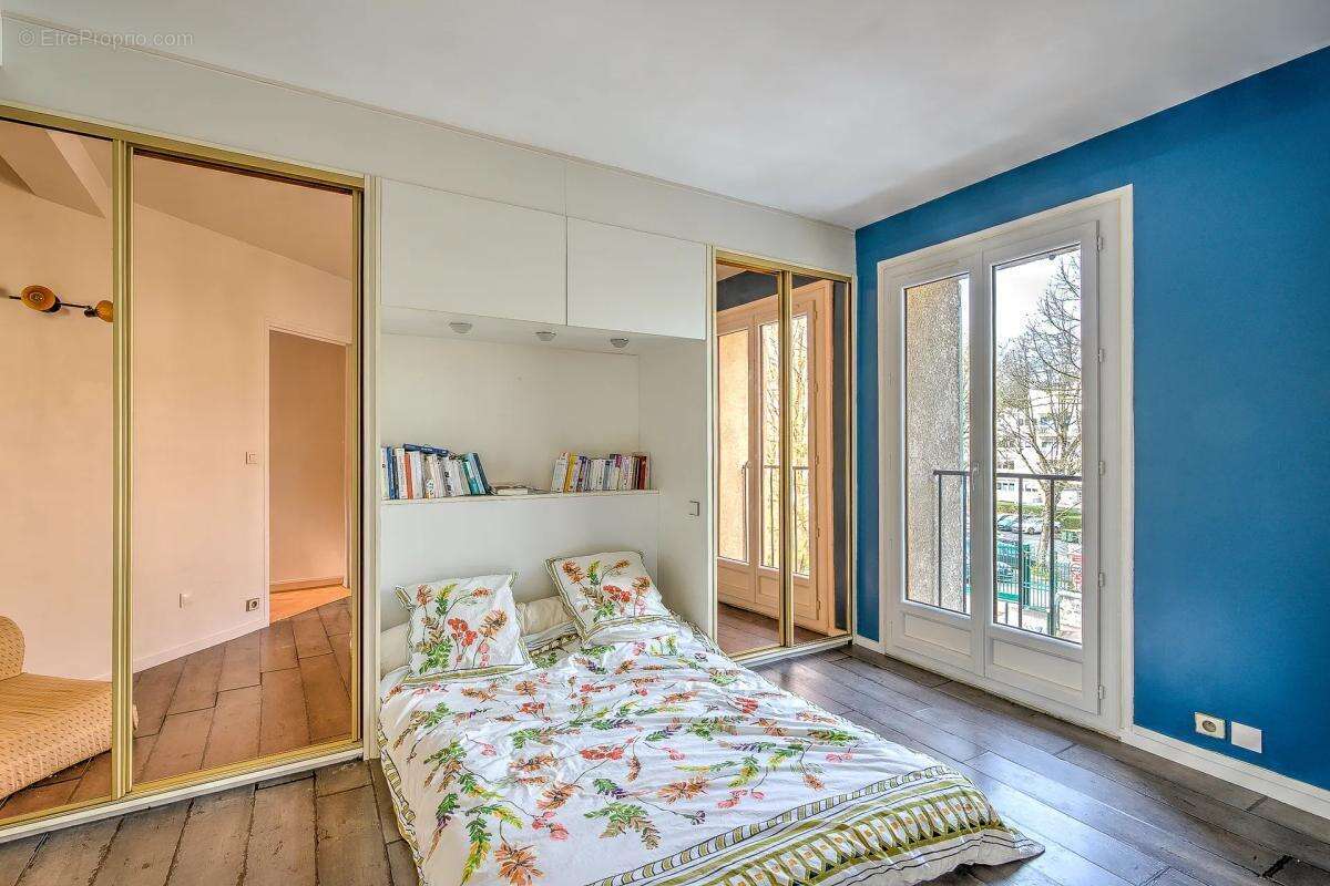 Maison à LE PLESSIS-ROBINSON