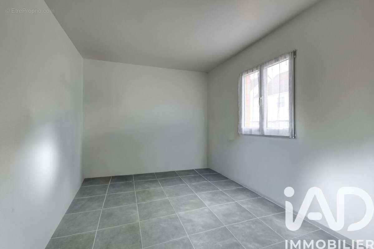 Photo 8 - Maison à LAGNY-SUR-MARNE