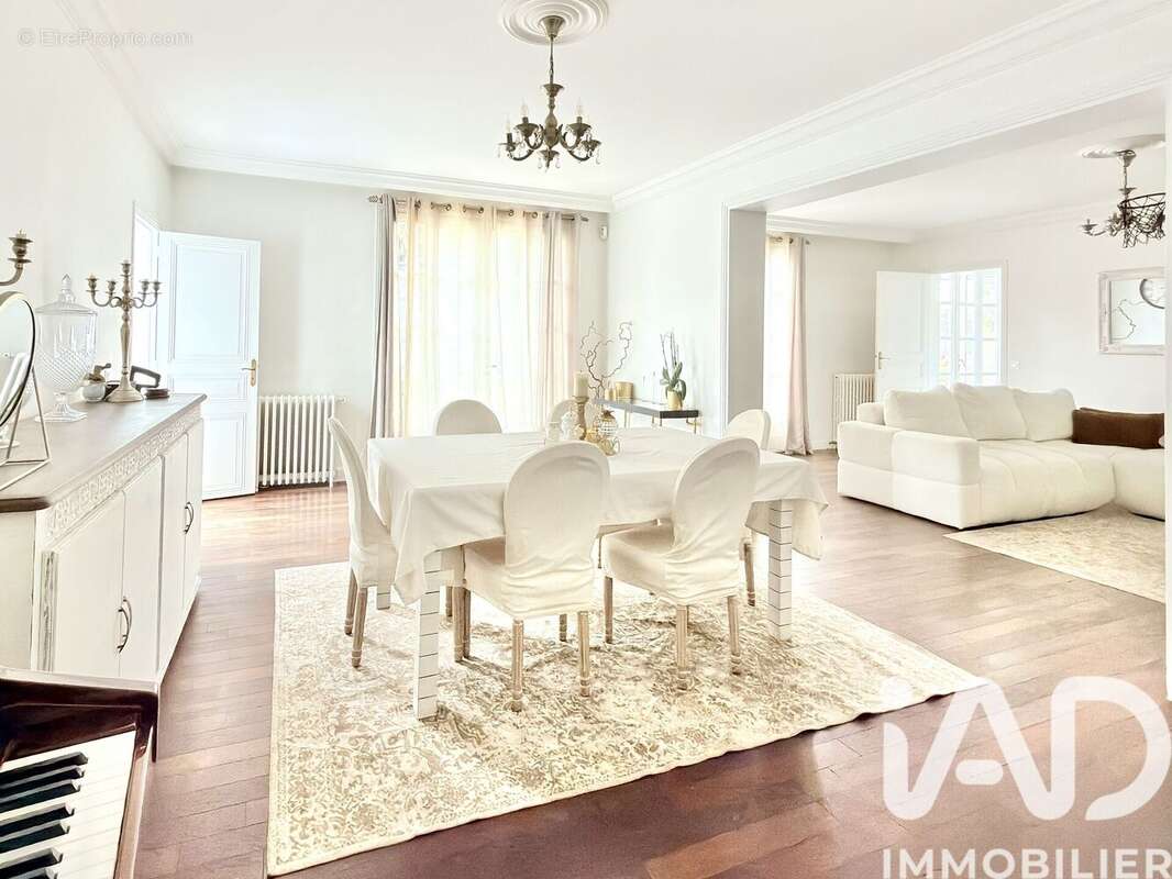 Photo 4 - Maison à LE RAINCY