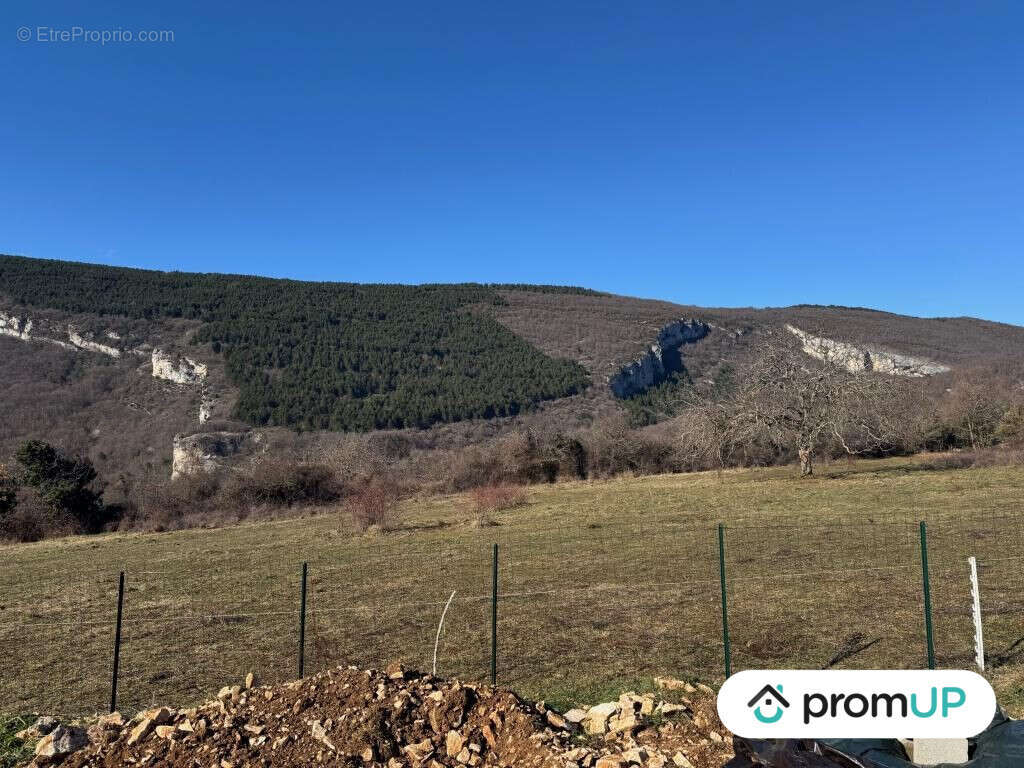 Terrain à PLAN-DE-BAIX