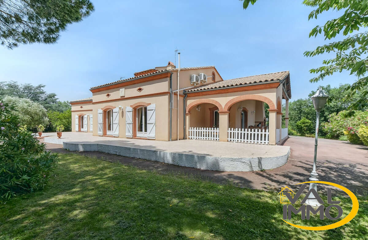 Maison à CORNEBARRIEU