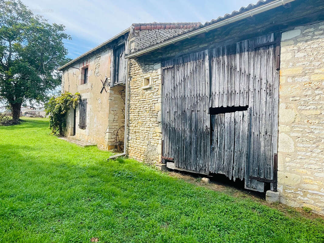 Maison à CHAMPIGNY-LE-SEC