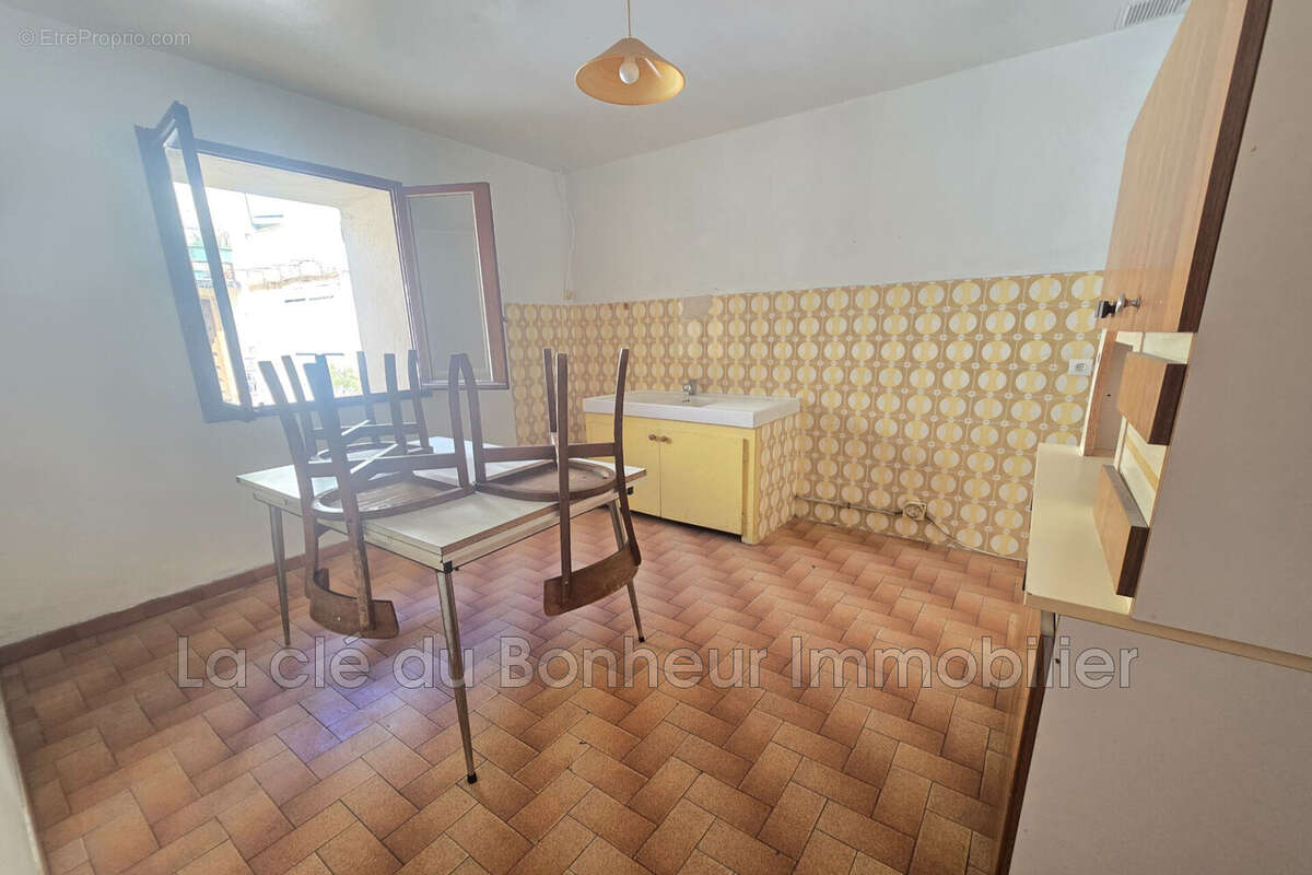 Maison à ESPARRON-DE-VERDON