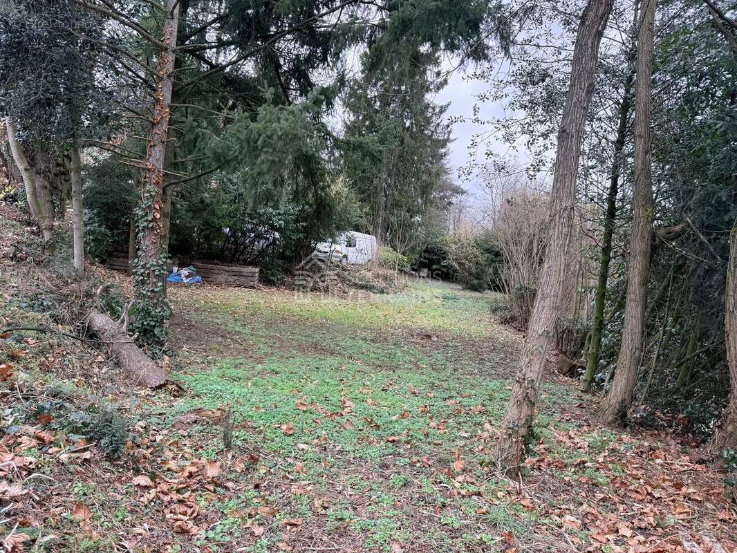 Terrain à MONTMORENCY