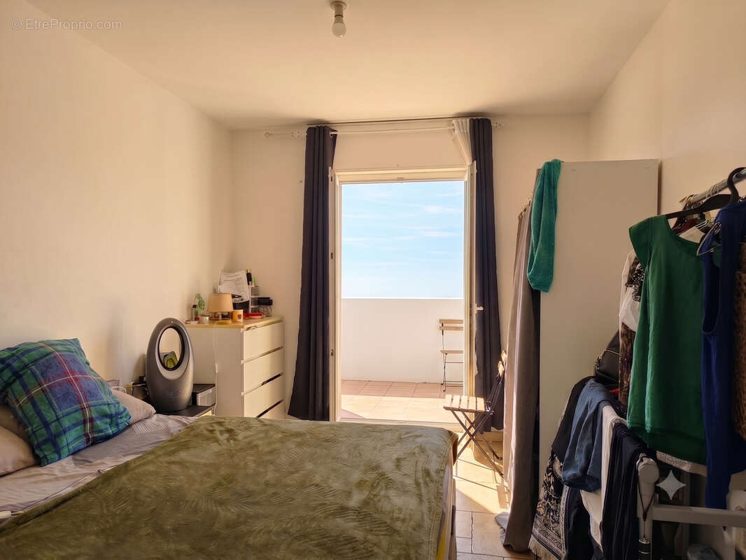 CO-Exclusivité - T3 de 72m2 avec Terrasse de 26m2   Emplacement Stratégique - photo 4
