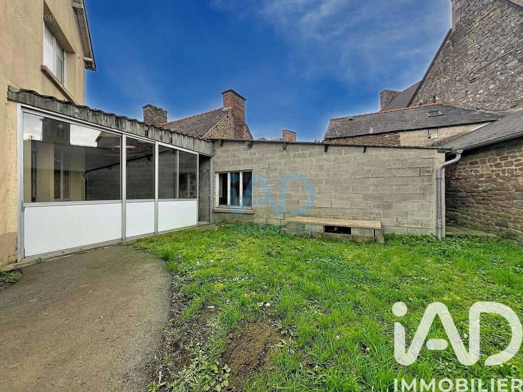 Photo 3 - Maison à BONNEMAIN