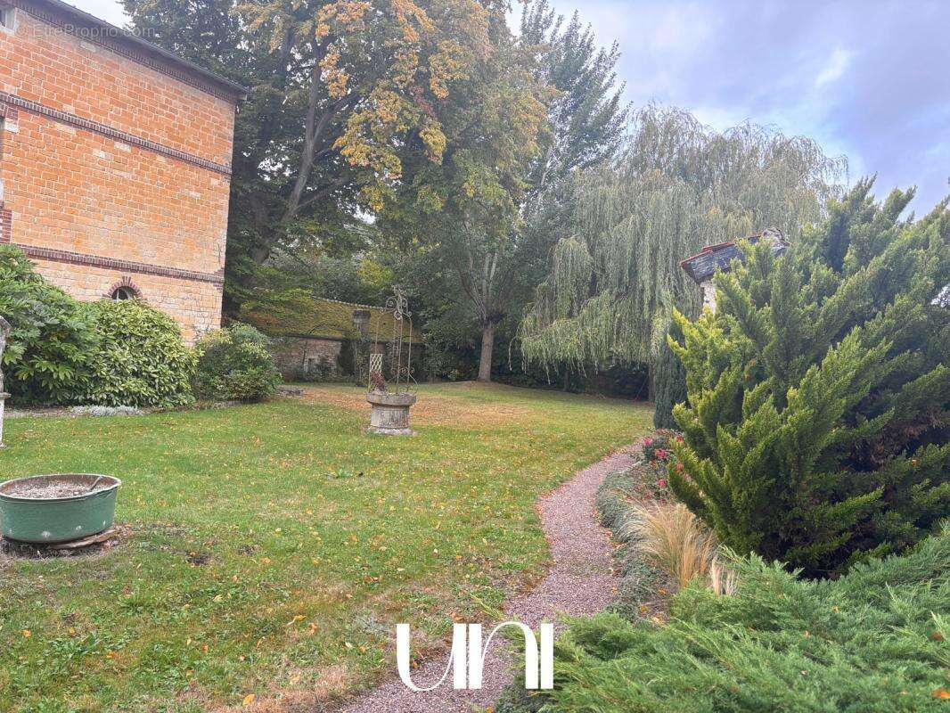 Maison à SAINT-PIERRE-SUR-DIVES