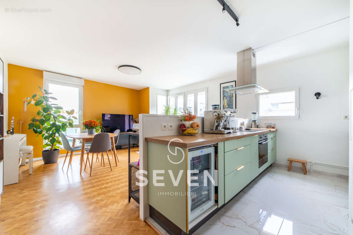 Appartement à CLICHY