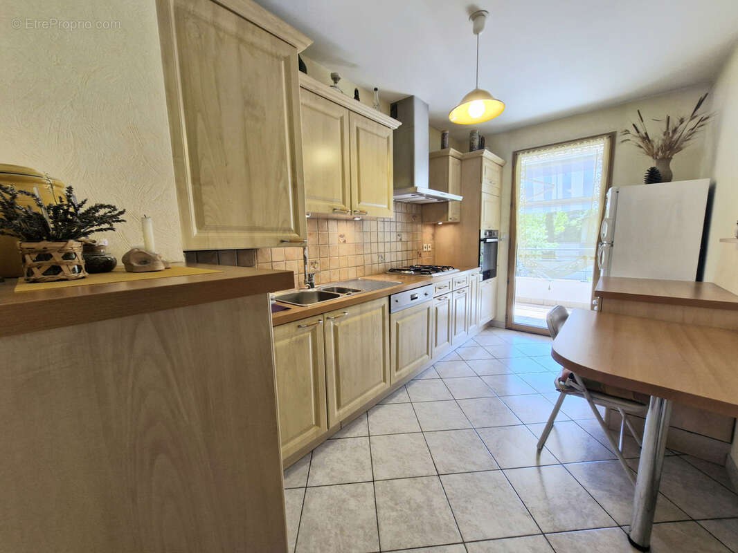 Appartement à BRON