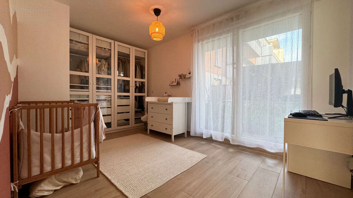 Appartement à CORBEIL-ESSONNES