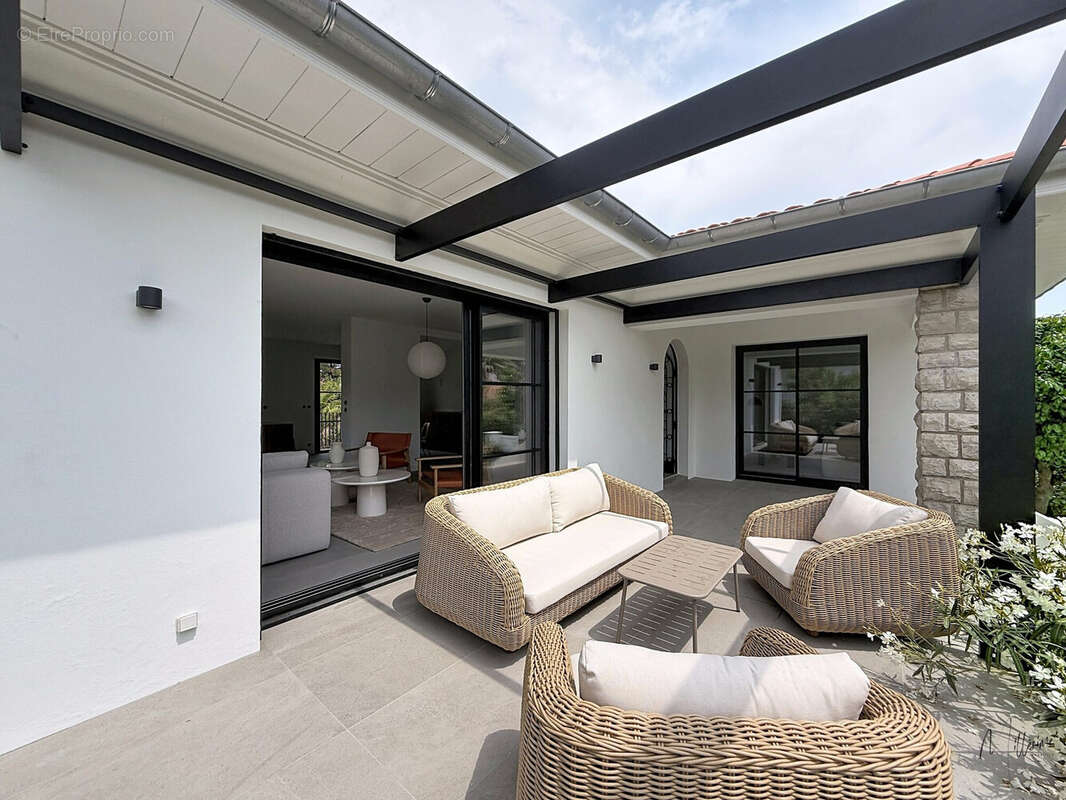 Maison 180 m² à Anglet  - photo 5