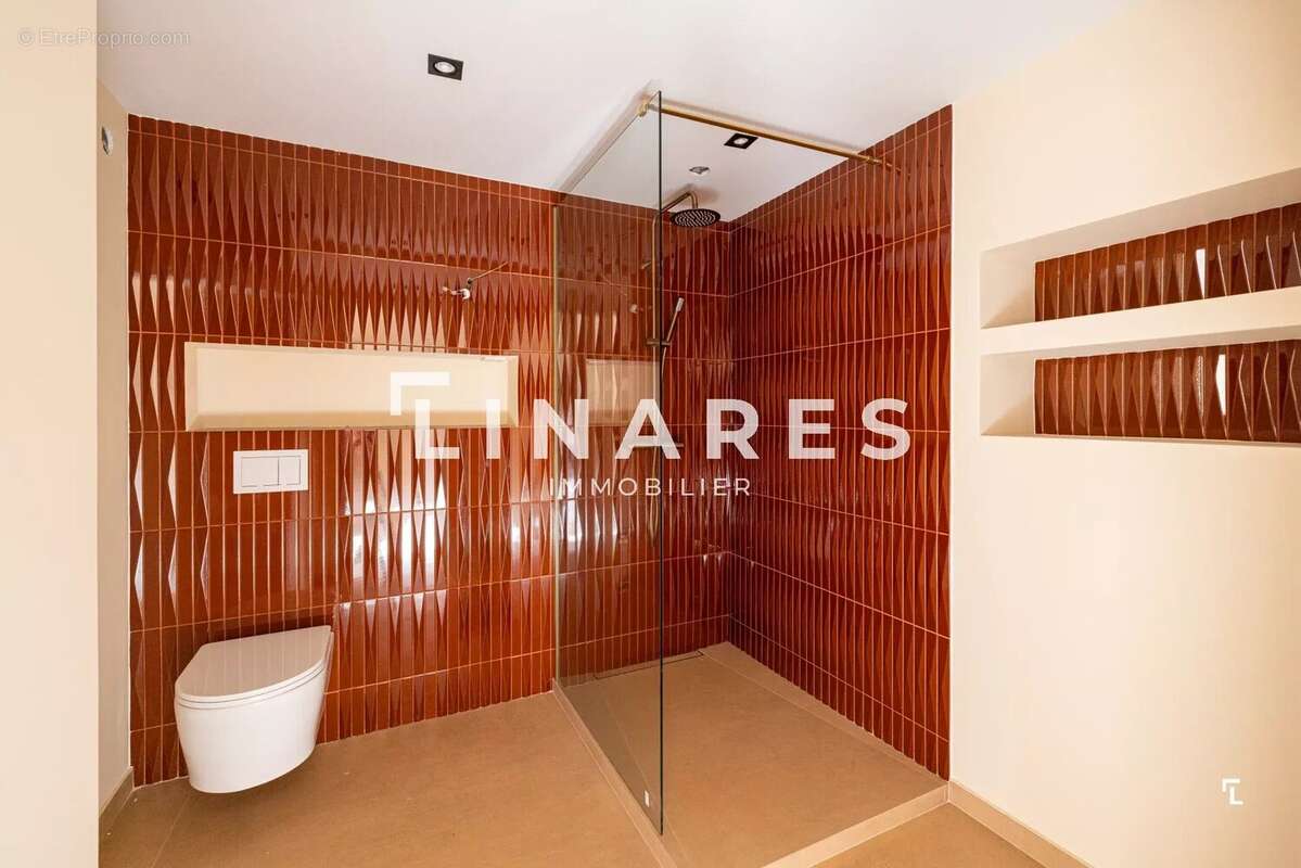 LE NID MARIN - Appartement T4 de 85m2 - Terrasse de 22m2 vue mer -13008 Les GOUDES - photo 8